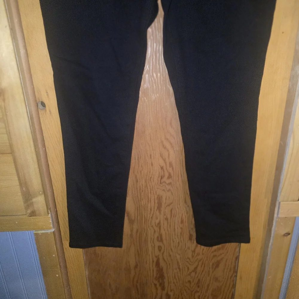 New no tags St. Johns bay 10 petite black skinny jeans - Picture 4 of 7